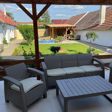 Apartmany U Palavy Přítluky Buitenkant foto